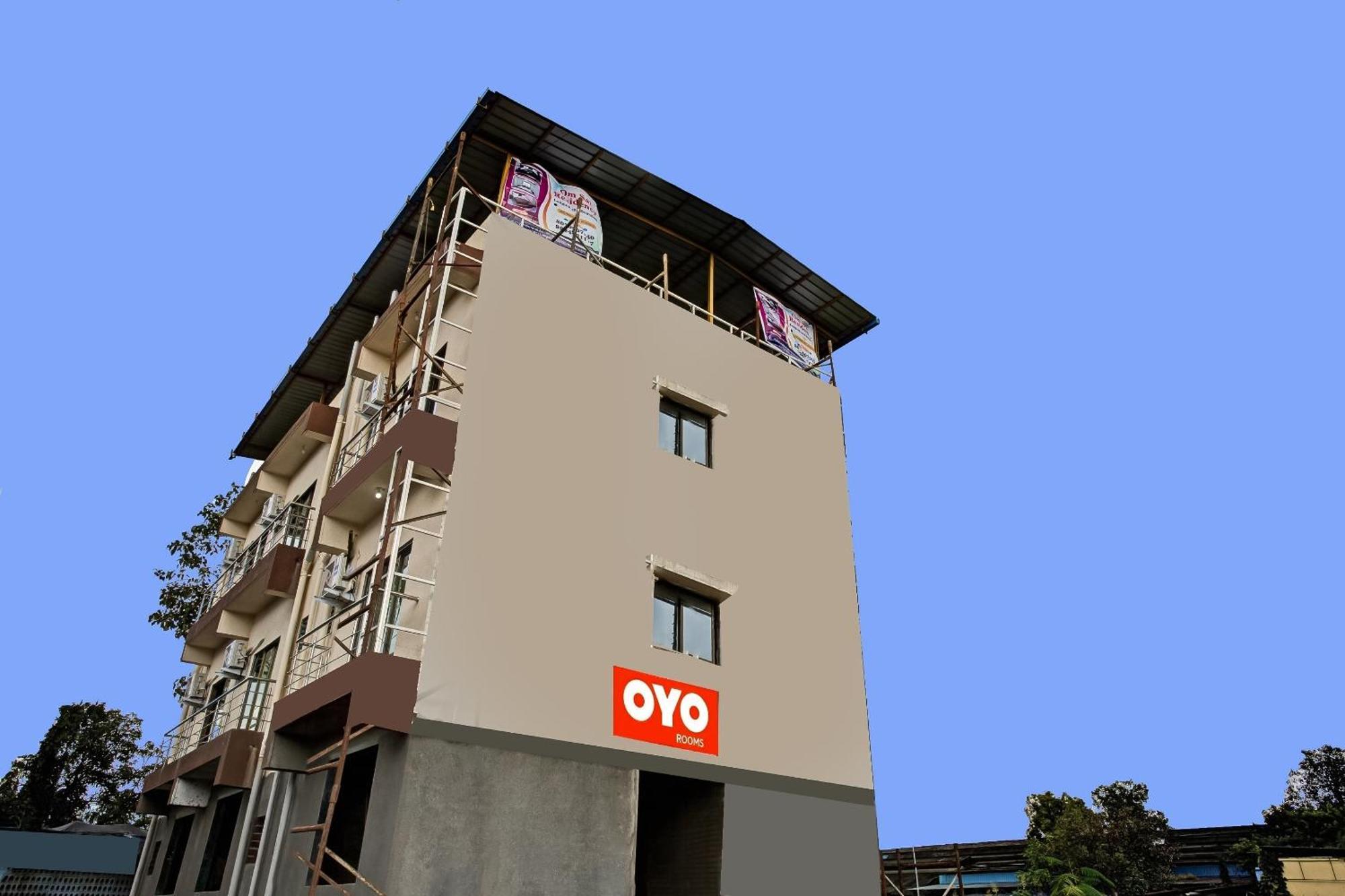 OYO 70016 Om Sai Ram Residency Taloje Budrukh Exterior foto